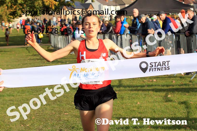 Senior womens 2022 Northern Cross Country Relays, Graves Park, Sheffield. Photo: David T. Hewitson/Sports for All Pics